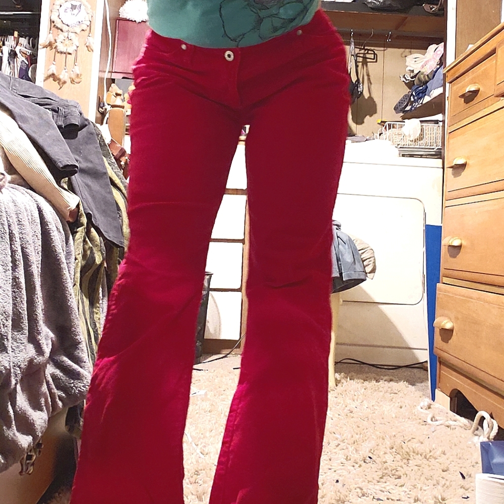 Vibrant, beautiful blood red cords perfect used condition.   Bell bottoms.